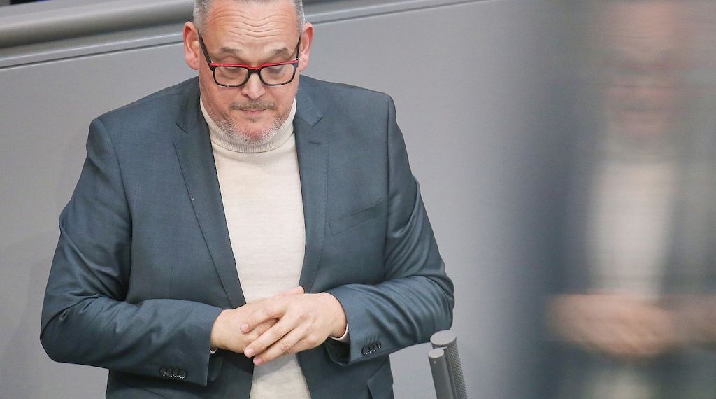 AfD-Politiker Reichardt soll angeblich Hitlergruß gezeigt haben