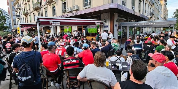 Fußball-WM: Schweiz besiegt Kanada und gewinnt Gruppe B