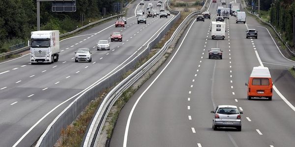 Schnieder erwartet keine größeren Hitzeschäden auf Autobahnen