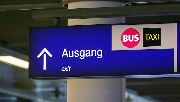 Verkehrsminister glaubt an Zuverlässigkeit der Bahn