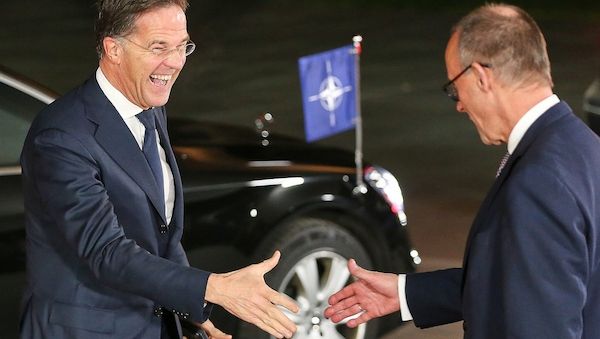 Nato-Generalsekretär kommt zu Sitzung des Bundeskabinetts