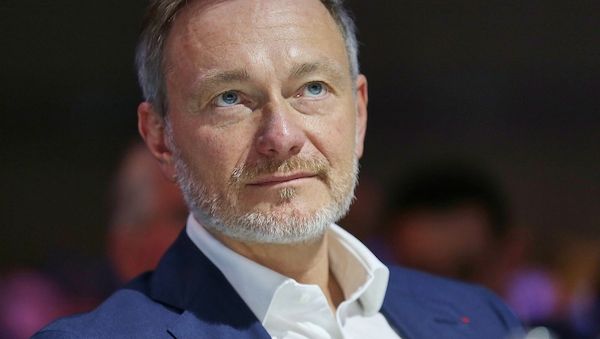 Lindner kritisiert Merz scharf wegen Kapitalrente
