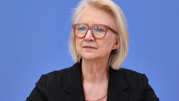 Schnitzer warnt vor Fehlern bei Kapitalrente
