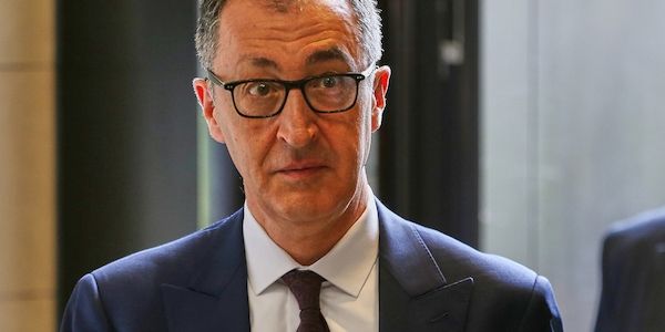 Özdemir hält Demokratie für so gefährdet wie nie