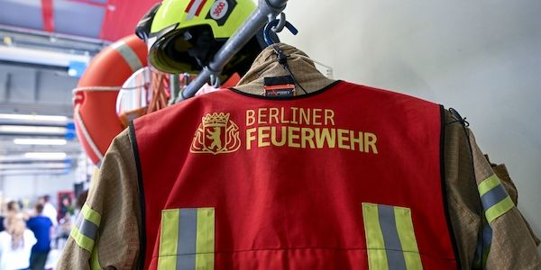 Berliner Feuerwehr meldet: Mehr als 2.000 Alarme am Samstag