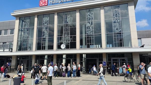 Betrunkener randaliert am Dortmunder Hauptbahnhof
