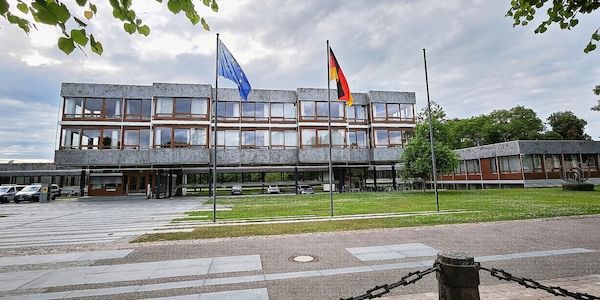 Linke prüft Verfassungsklage gegen neue Grundsicherung