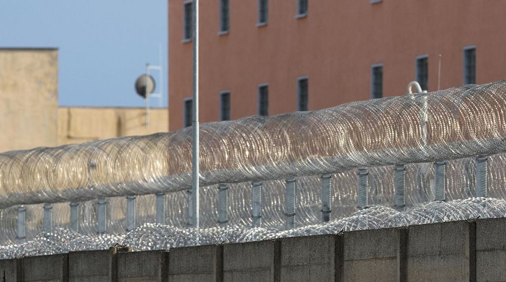 16-Jähriger nach mehreren Straftaten in Untersuchungshaft