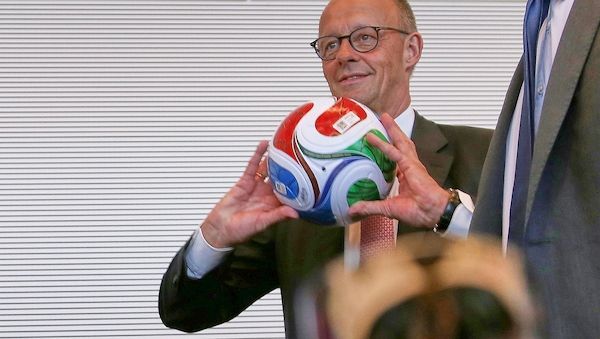 Merz will DFB keine Tipps zur Trainerfrage geben