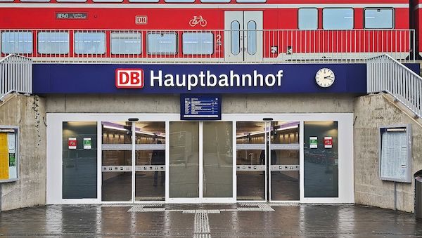 Polizeigewerkschaft will Alkoholverbot an Bahnhöfen