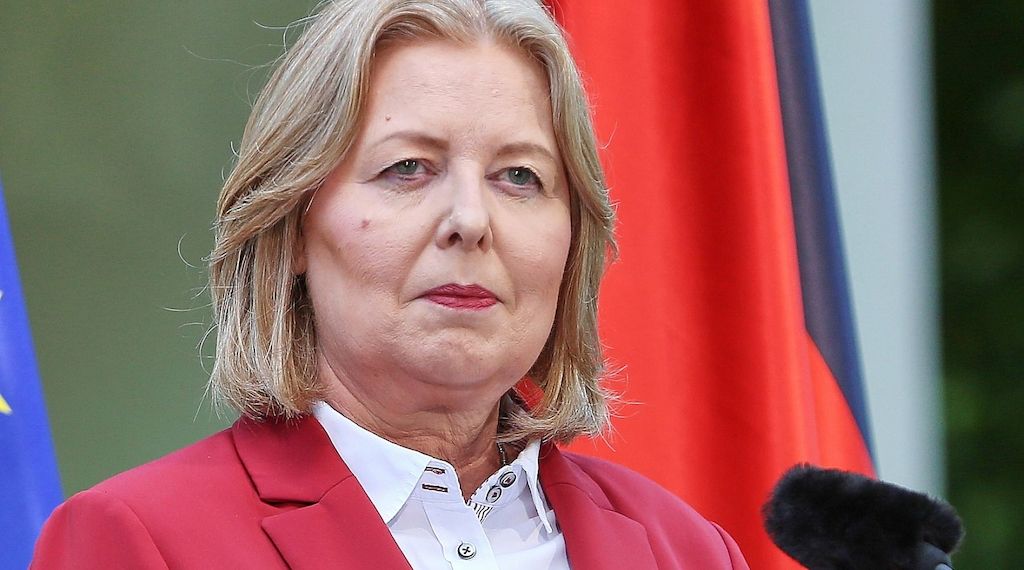 Bas will Auswirkungen von Attestpflicht prüfen