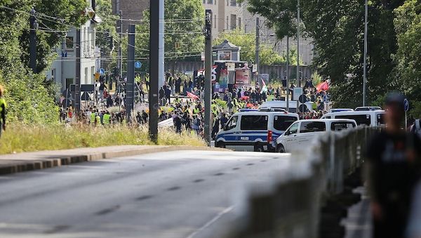 Franziska Brantner verurteilen Angriff auf Journalisten in Erfurt