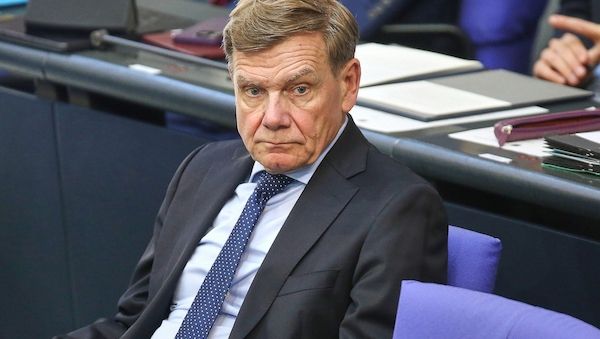 Wadephul: Iran müsste für Minenräumung zahlen
