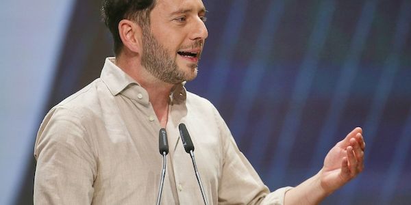 Grünen-Chef Banaszak: Fitness allein macht noch keinen neuen Mann