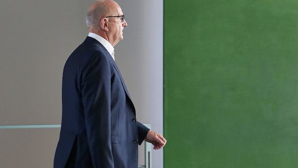 Woidke hält an "Task Force" für Tesla in Grünheide fest