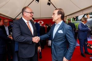 Berliner Hoffest 2026: Kai Wegner setzt auf Dialog – und trifft den Nerv der Berliner Stadtgesellschaft Bild 3