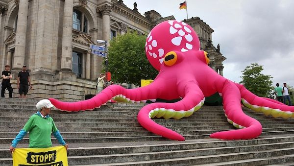 Greenpeace wirft Regierung Doppelrolle bei Tiefseebergbau vor