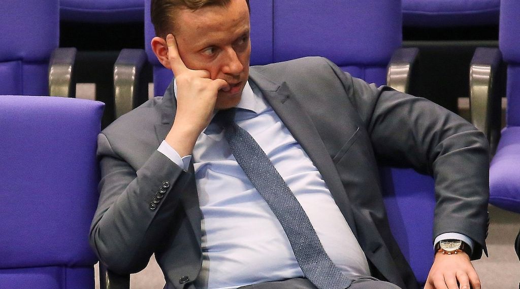 SPD-Fraktion will Kursänderung in der Außenpolitik