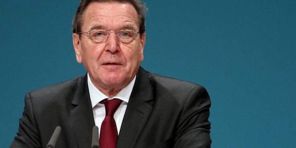 Ukrainischer Ex-Botschafter sieht Schröder als möglichen Vermittler