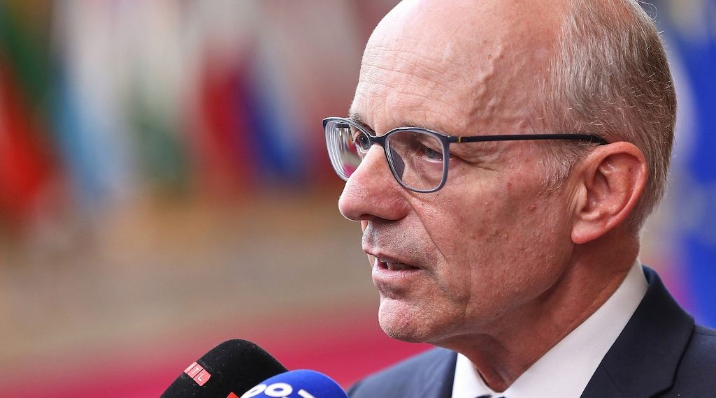Luxemburgs Premier rät von Sozialkürzungen für Rüstung ab