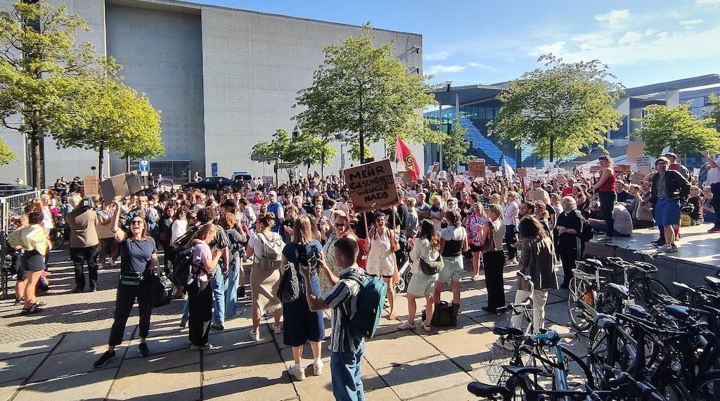 Städte- und Gemeindebund warnt vor Mehrbelastung durch GKV-Reform