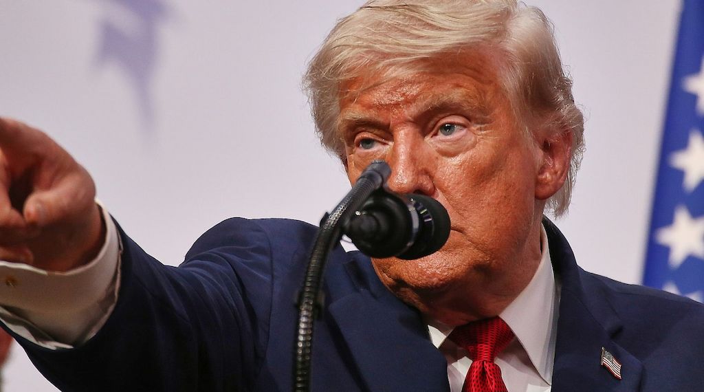 Trump droht Iran erneut mit "vollständiger Vernichtung"