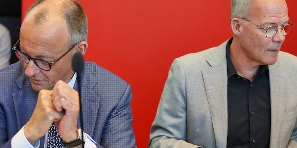 Koalitionsfraktionen rufen zu Disziplin in Sommerpause auf