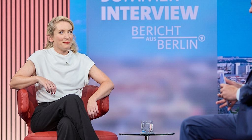 Linken-Chefin will "breite Bündnisse gegen diesen Sozialkahlschlag"