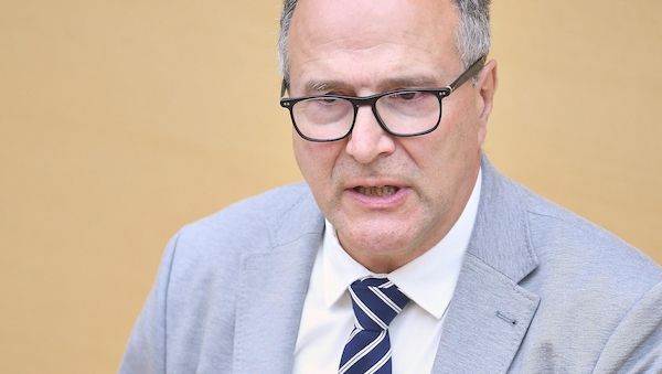 Bürokratieabbau in Bayern: Freie Wähler ziehen positive Bilanz