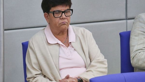 SPD-Politikerin Moll: Tabaksteuer bringt Raucher nicht zum Aufhören