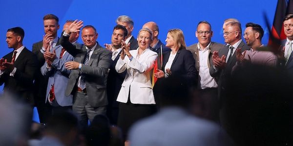 Yougov: AfD verliert - bleibt aber klar stärkste Kraft