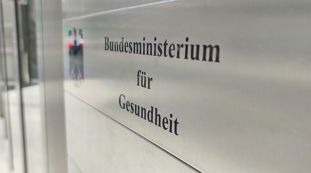 Bund hinterlegt 790 Millionen Euro für Masken-Klagen