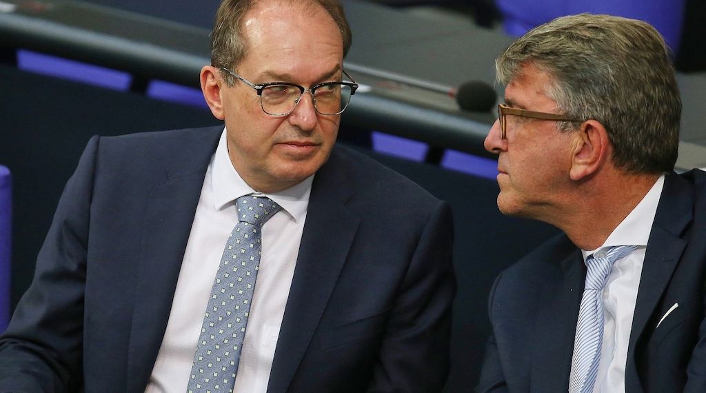 Dobrindt unterstützt Mahnmal für RAF-Opfer - Weimer will prüfen