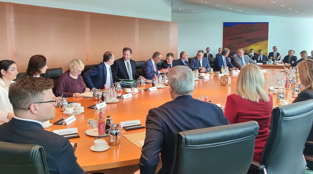 Bundesregierung verabschiedet Maßnahmenpaket zum Bürokratieabbau