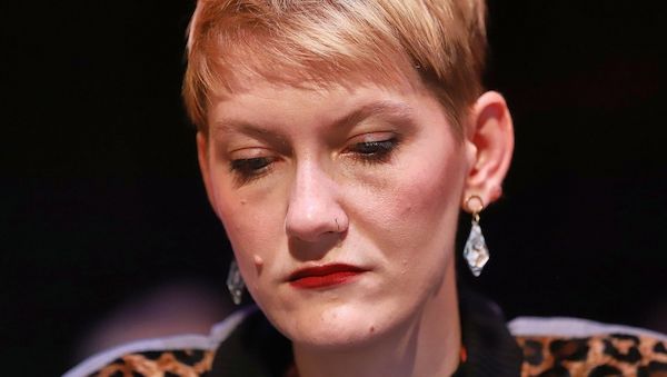 Queerbeauftragte lehnt kommerzielle Leihmutterschaft ab