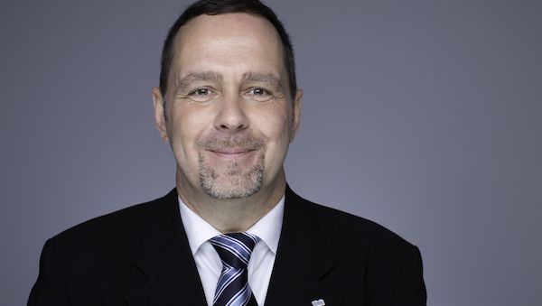 Ideal Versicherungen Thomas Hill: Spezialist für private Pflegeversicherungen in Niedersachsen