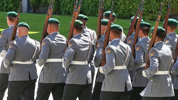 Bundeswehr fehlen knapp 2.000 Soldaten für Litauen-Brigade