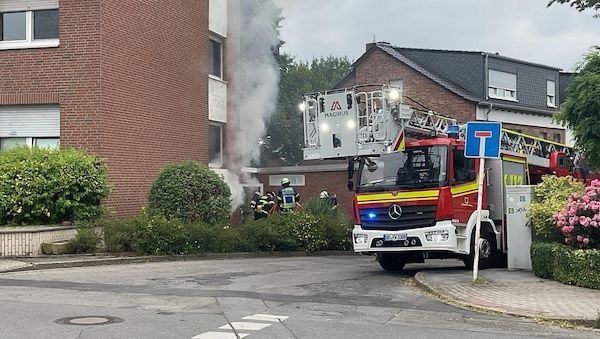 Zimmerbrand in Löttringhausen - Bewohner gerettet