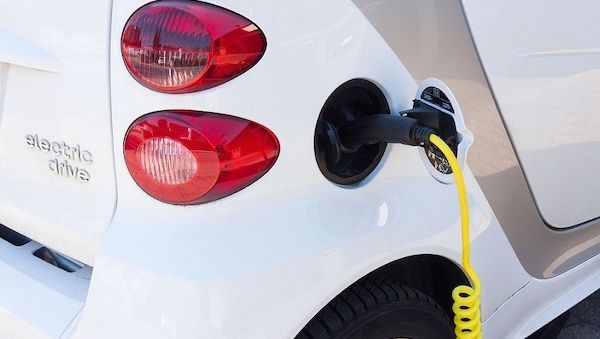ARAG: Welche&nbsp;Elektro-Fahrzeuge&nbsp;sind für die THG-Prämie zugelassen