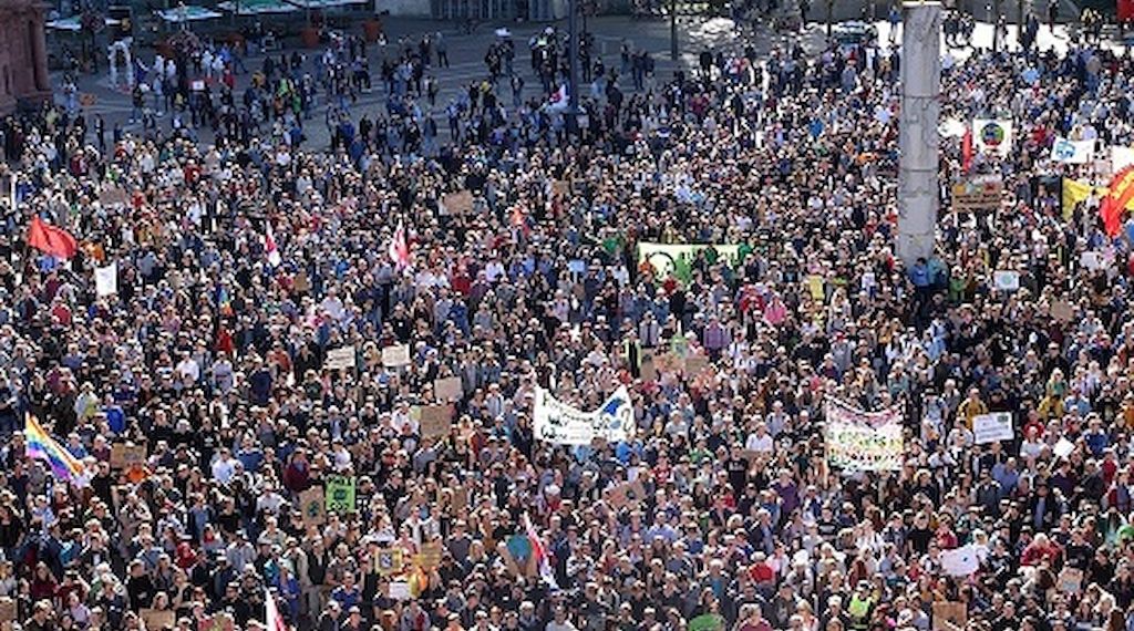 ARAG: Experten über Recht und Pflichten von Arbeitnehmern während eines Streiks