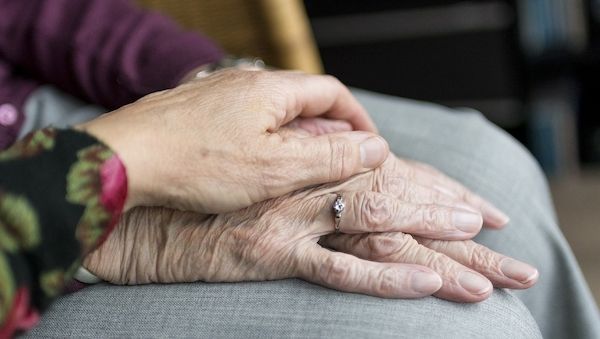 Pflegereform: ARAG Experten über das Pflegeunterstützungs- und -entlastungsgesetz