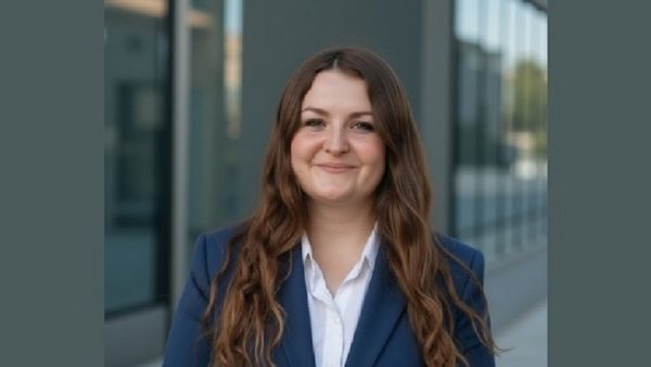 Stella Pollak: Warum die wichtigste Zukunftskompetenz nicht im Zeugnis steht
