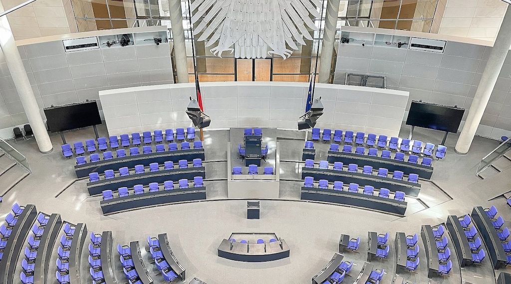Bericht: Union muss für Fraktionssitzung in Plenarsaal ausweichen