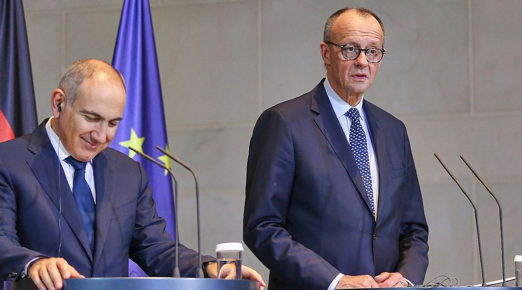Merz telefoniert mit Armeniens Ministerpräsidenten