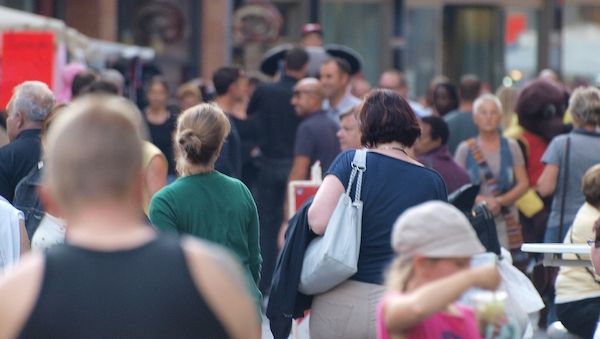 Umfrage: Mehrheit sieht zunehmende staatliche Regulierung