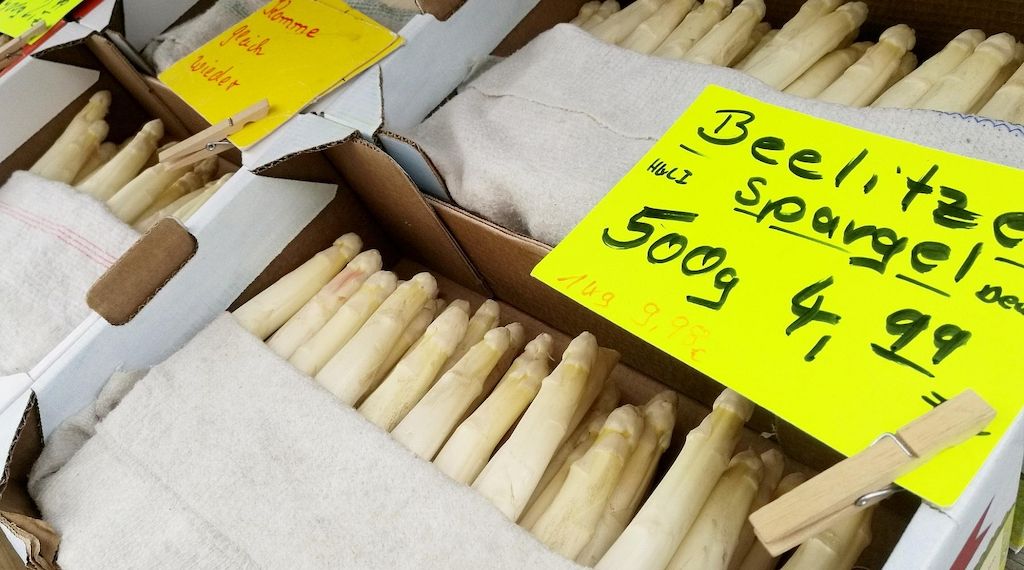 Spargelernte in Brandenburg rückläufig, Erdbeeren legen zu