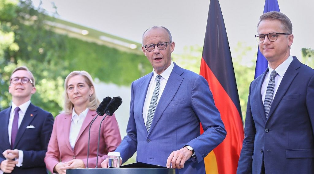 Verfassungsrechtler sieht verzögerte Minister-Vereidigung kritisch