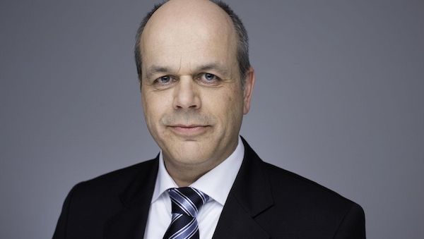 Ideal Versicherungen Karsten Hoffmann: Spezialist für private Pflegeversicherungen in Hessen, Saarland und Rheinland-Pfalz