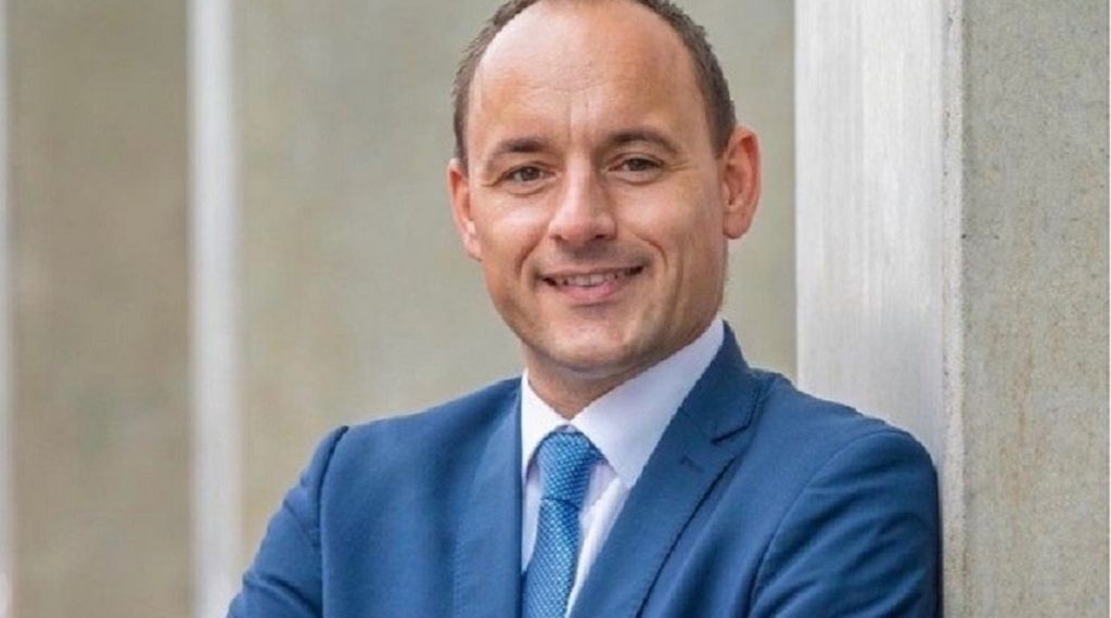 Ideal Versicherungen Robert Schmidt: Spezialist für private Pflegeversicherungen in Berlin und Brandenburg