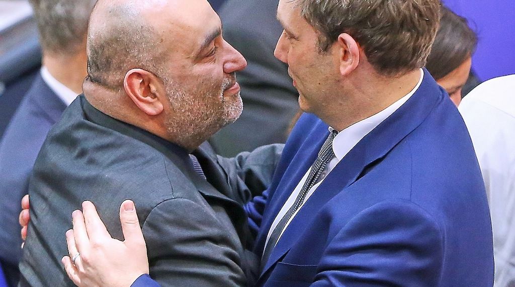 Insa: Grüne jetzt deutlich vor SPD - AfD bleibt stärkste Kraft